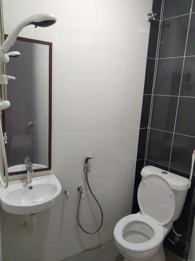 Purple Dream Home Teluk Panglima Garang Zewnętrze zdjęcie