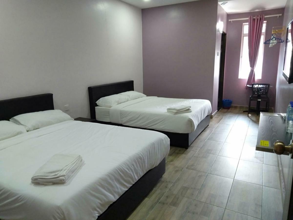 Purple Dream Home Teluk Panglima Garang Zewnętrze zdjęcie